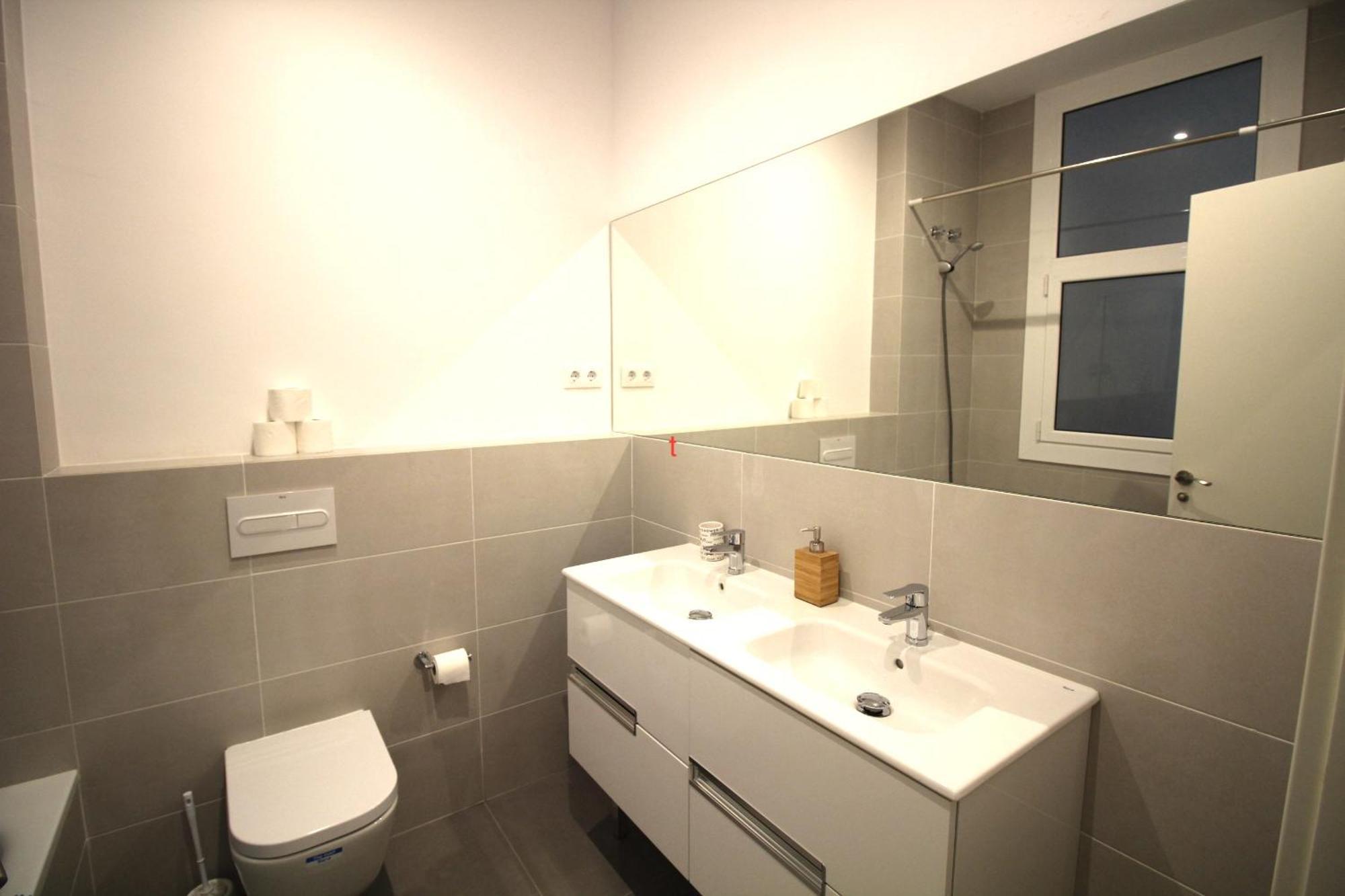 Rooms Balmes Barcelona Exterior photo