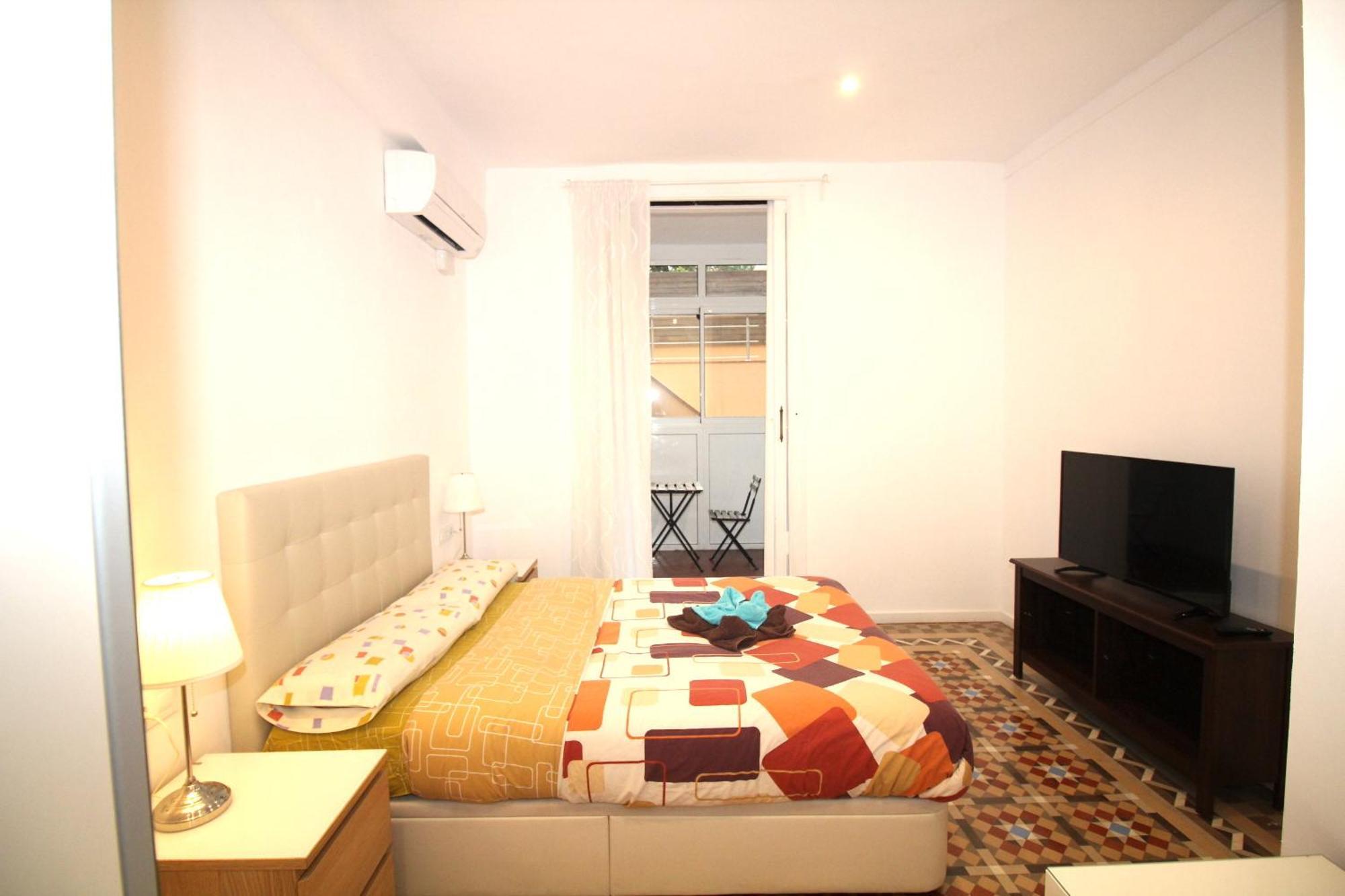 Rooms Balmes Barcelona Exterior photo