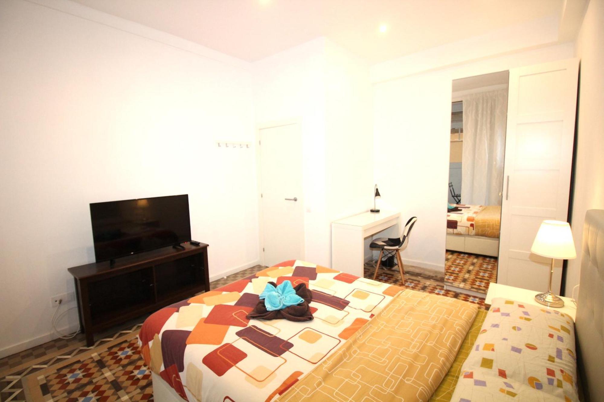 Rooms Balmes Barcelona Exterior photo