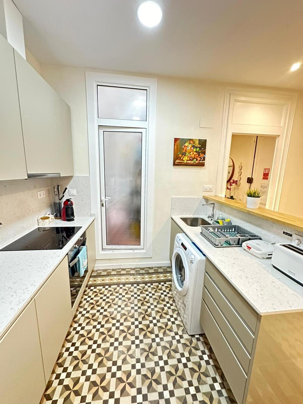 Rooms Balmes Barcelona Exterior photo