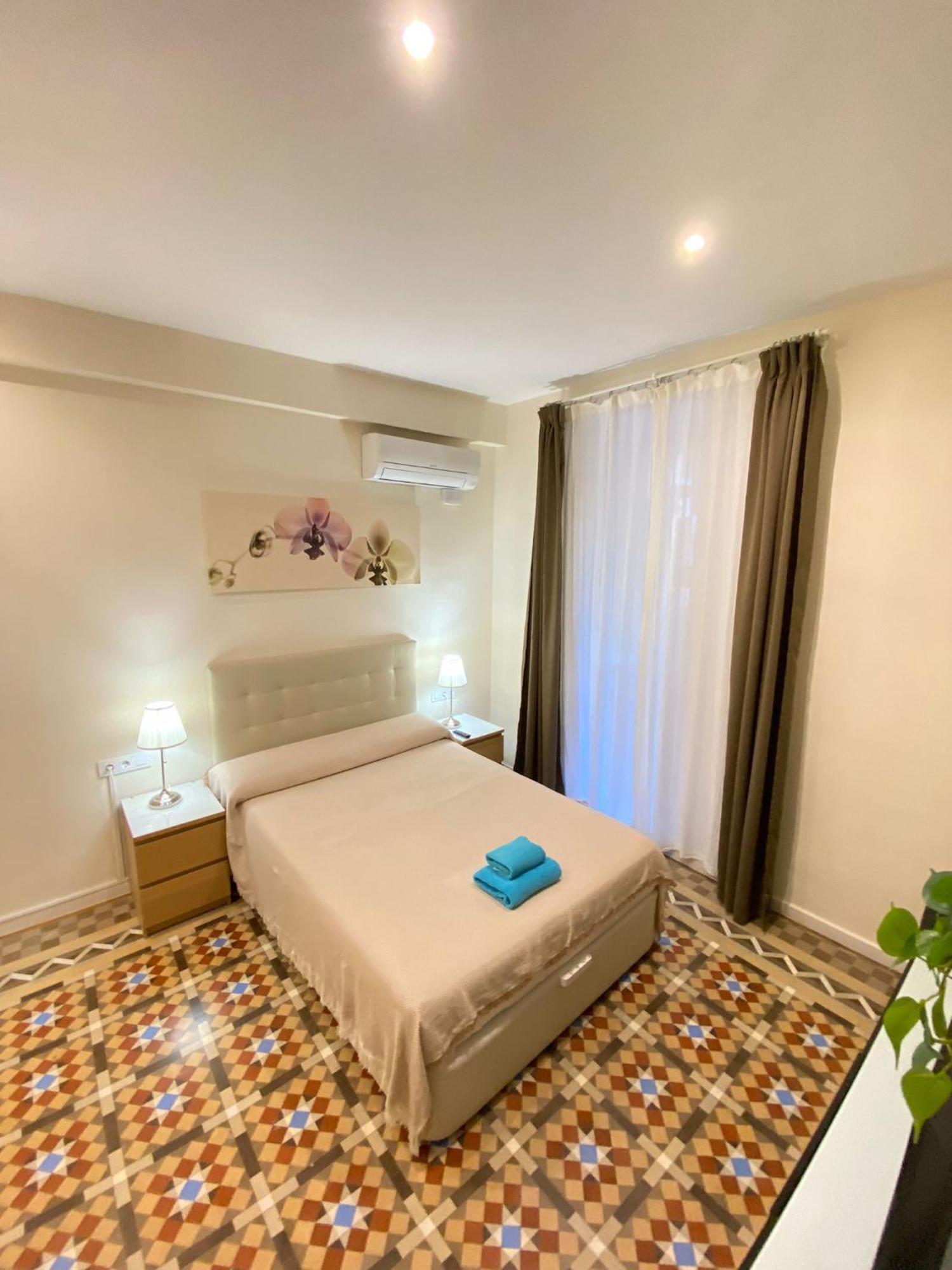 Rooms Balmes Barcelona Exterior photo